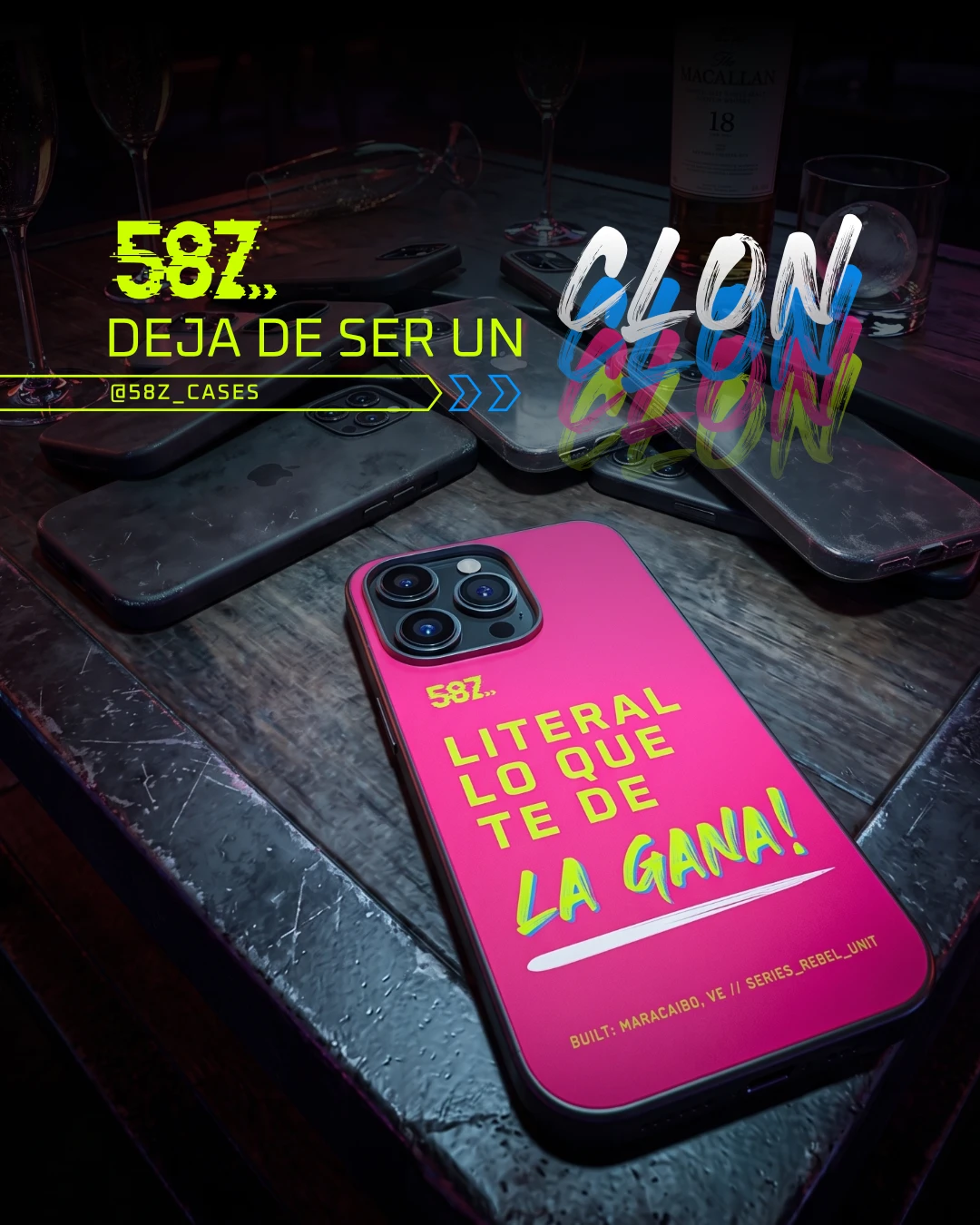 Publicación de 58Z Cases: “Deja de ser un clon”, funda rosada sobre una mesa