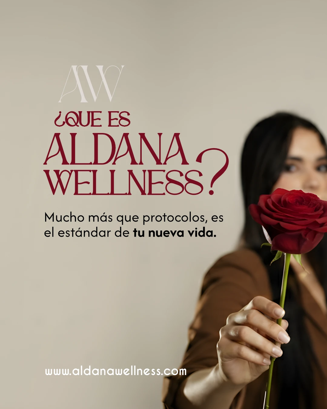 Publicación de Aldana Wellness: “¿Qué es Aldana Wellness?”, una mujer sostiene una rosa roja